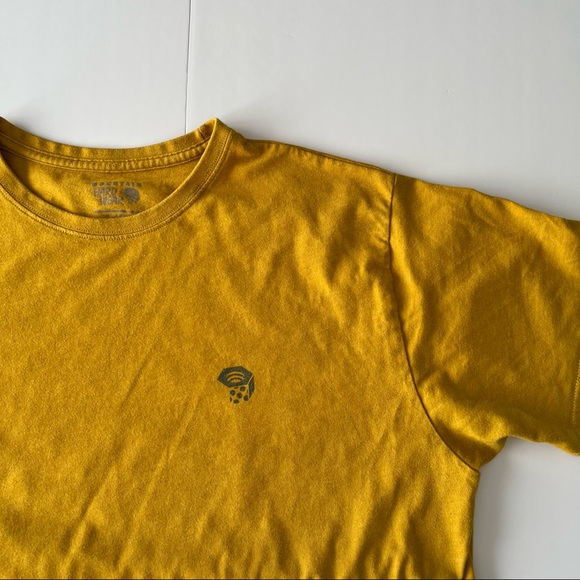Mountain Hardwear Dark Yellow Logo Tee Men’s Size Large - Picture 3 of 8